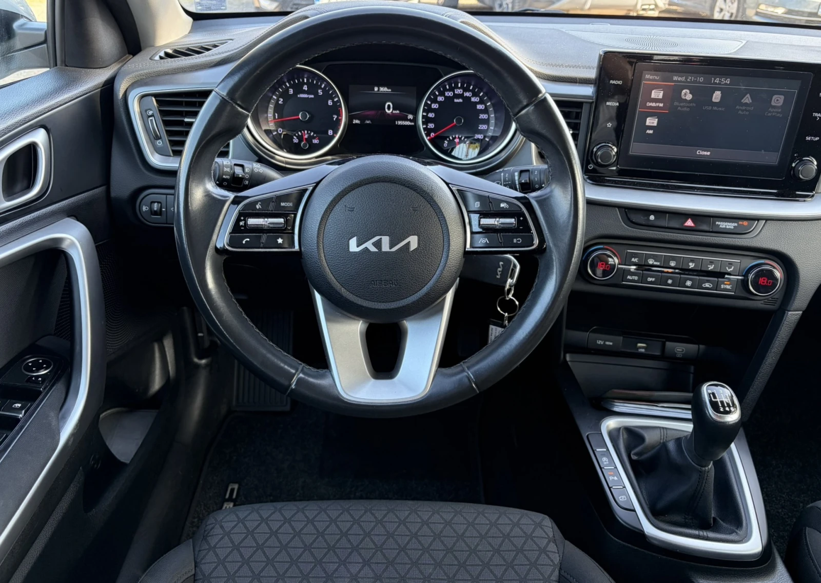 Kia Ceed 1.5T Comfort, снимка 9 - Автомобили и джипове - 56725482