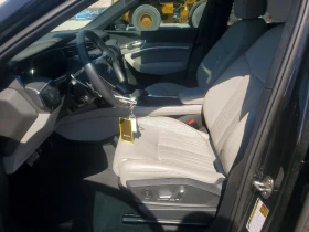 Audi Q8 E-Tron Prestige, снимка 7