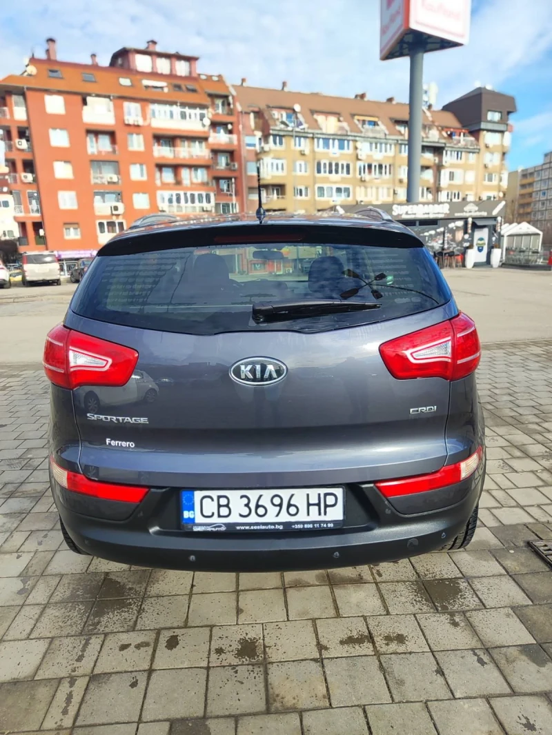 Kia Sportage, снимка 2 - Автомобили и джипове - 48869346