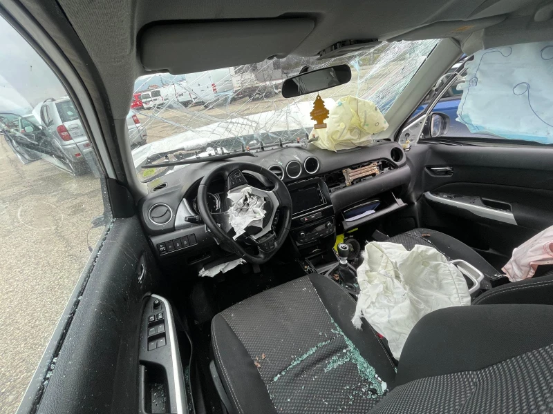 Suzuki Vitara, снимка 5 - Автомобили и джипове - 49185195