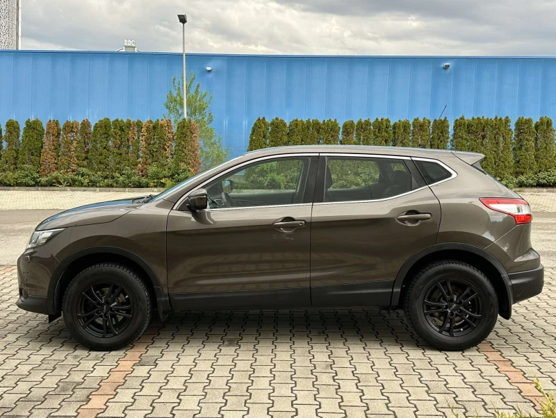 Nissan Qashqai 1.2 TURBO, снимка 7 - Автомобили и джипове - 50090597