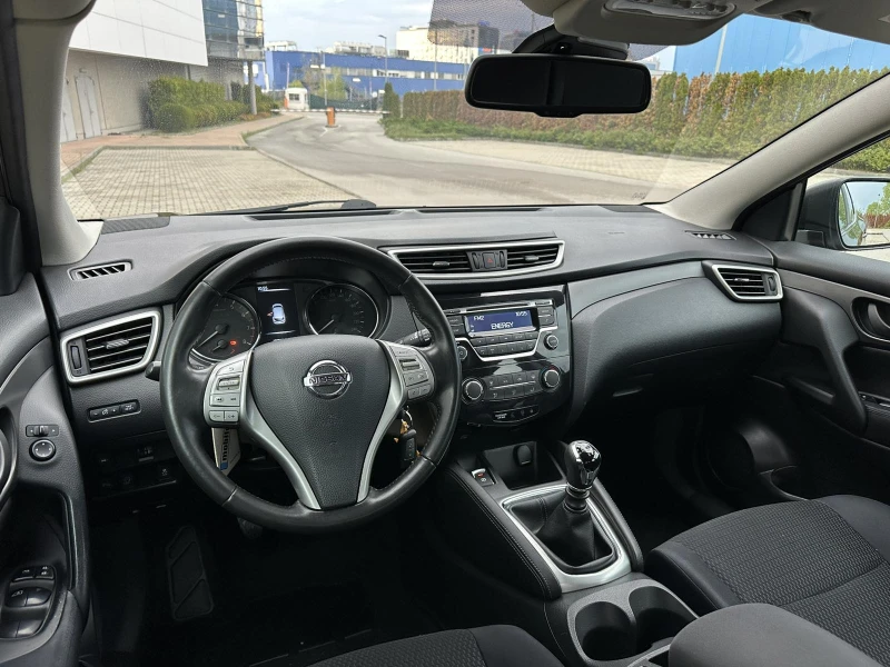 Nissan Qashqai 1.2 TURBO, снимка 14 - Автомобили и джипове - 50090597