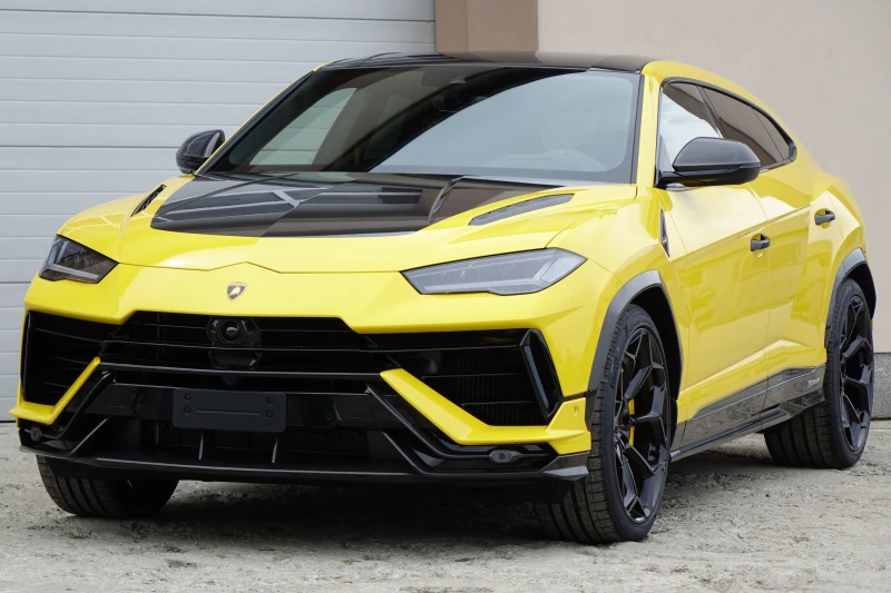 Lamborghini Urus PERFORMANTE* CARBON* CERAMIC* AKRAPOVIC* 23&#34;* , снимка 4 - Автомобили и джипове - 50223206