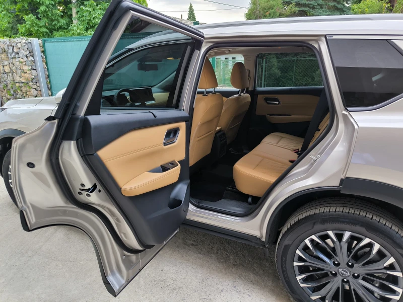 Nissan X-trail E-Power e-4orce Tekna Plus 4x4 с Каско, снимка 14 - Автомобили и джипове - 52542553