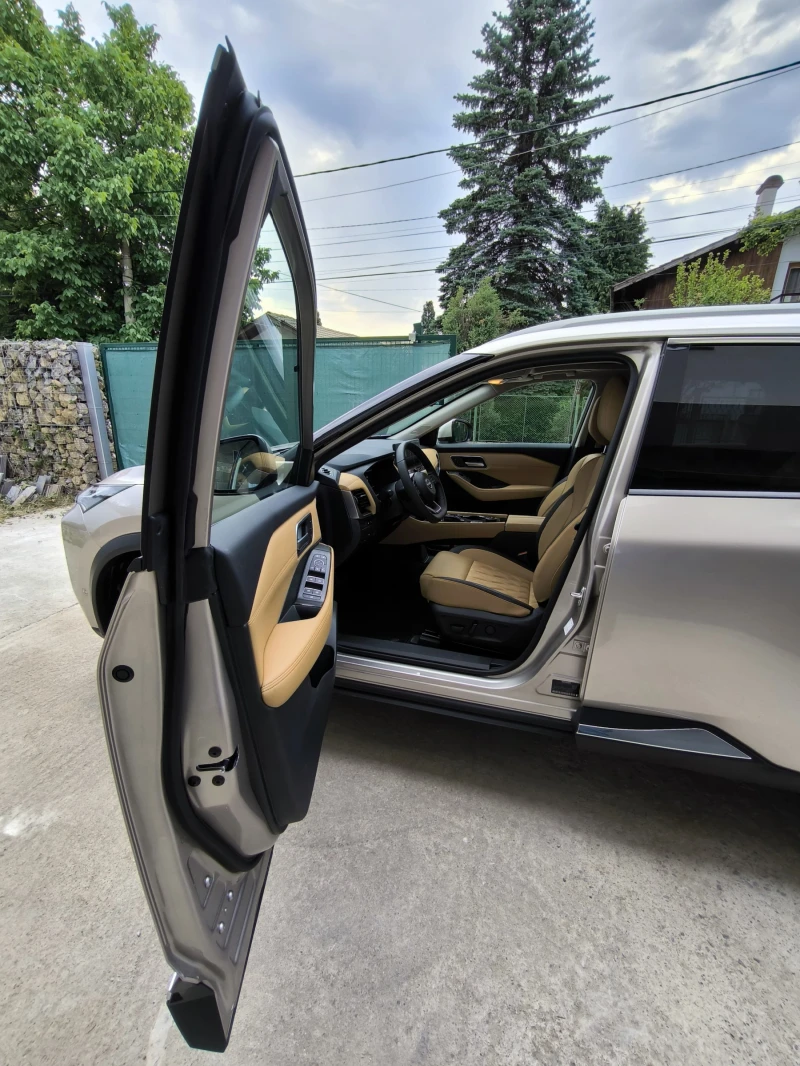 Nissan X-trail E-Power e-4orce Tekna Plus 4x4 с Каско, снимка 10 - Автомобили и джипове - 52542553