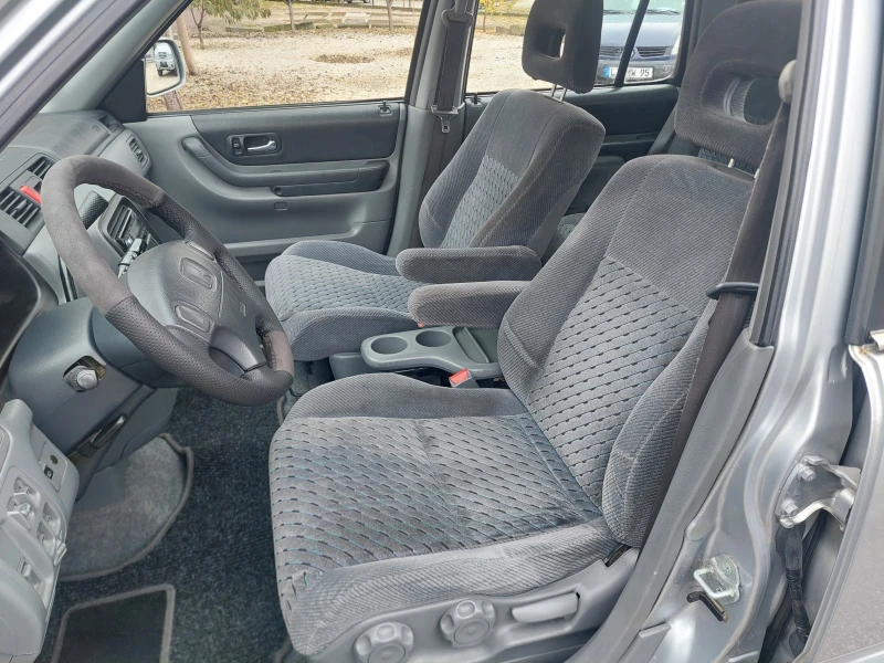 Honda Cr-v 2.0i--147kc-ТОП СЪСТОЯНИЕ, снимка 12 - Автомобили и джипове - 52478510
