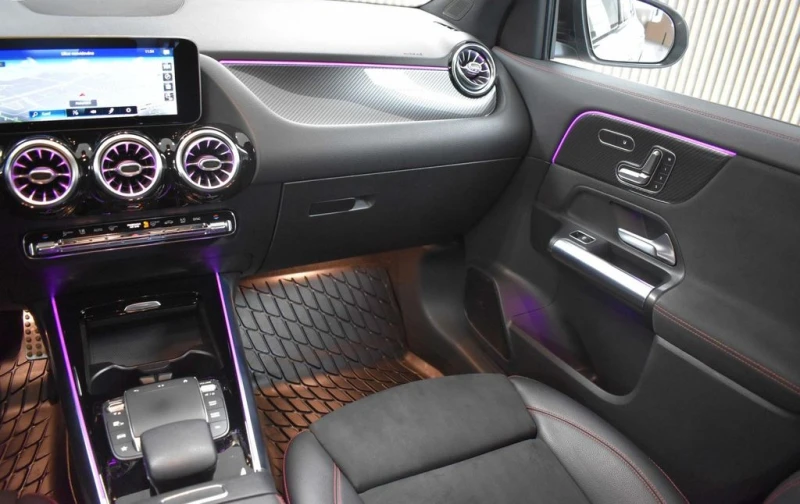 Mercedes-Benz GLA 200 d 4Matic AMG-Line, снимка 6 - Автомобили и джипове - 52478948