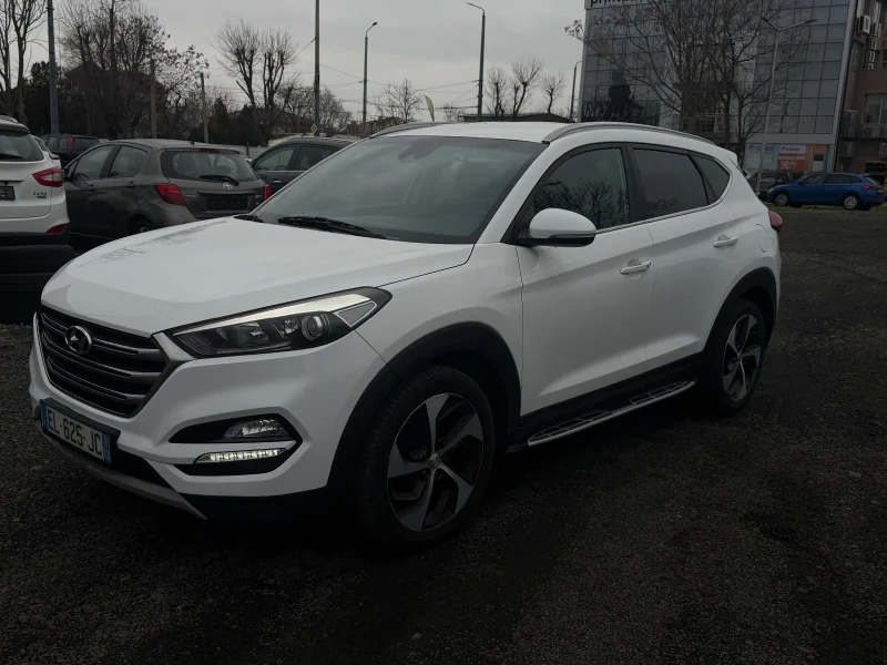 Hyundai Tucson 1, 7 crdi automat , 2 wd , full, снимка 4 - Автомобили и джипове - 53120145