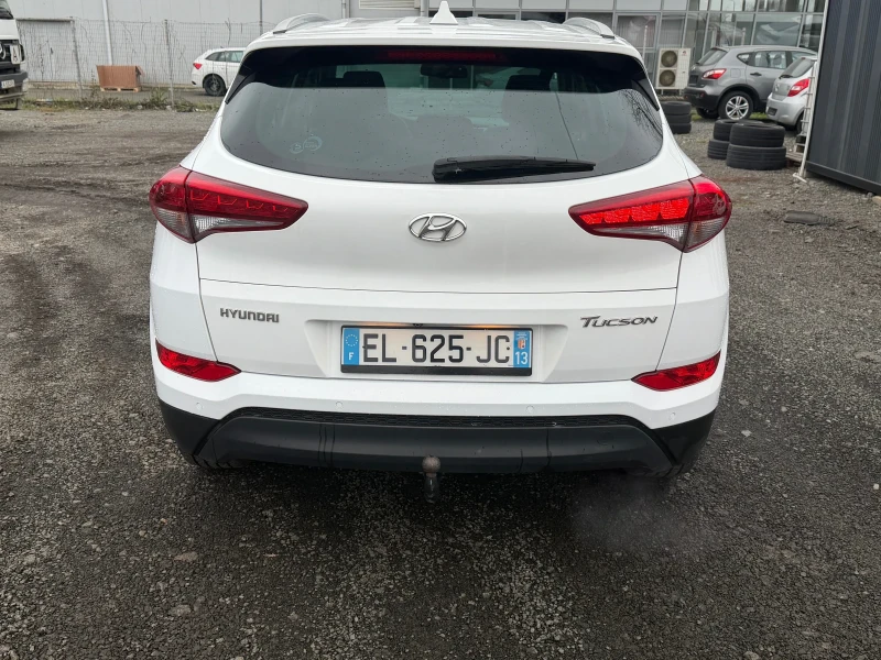 Hyundai Tucson 1, 7 crdi automat , 2 wd , full, снимка 7 - Автомобили и джипове - 53120145