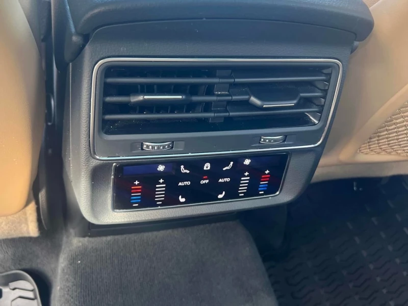 Audi Q7 * Progressiv * CARFAX* 360* ПОДГРЕВ* ОБДУХВАНЕ, снимка 14 - Автомобили и джипове - 53261163