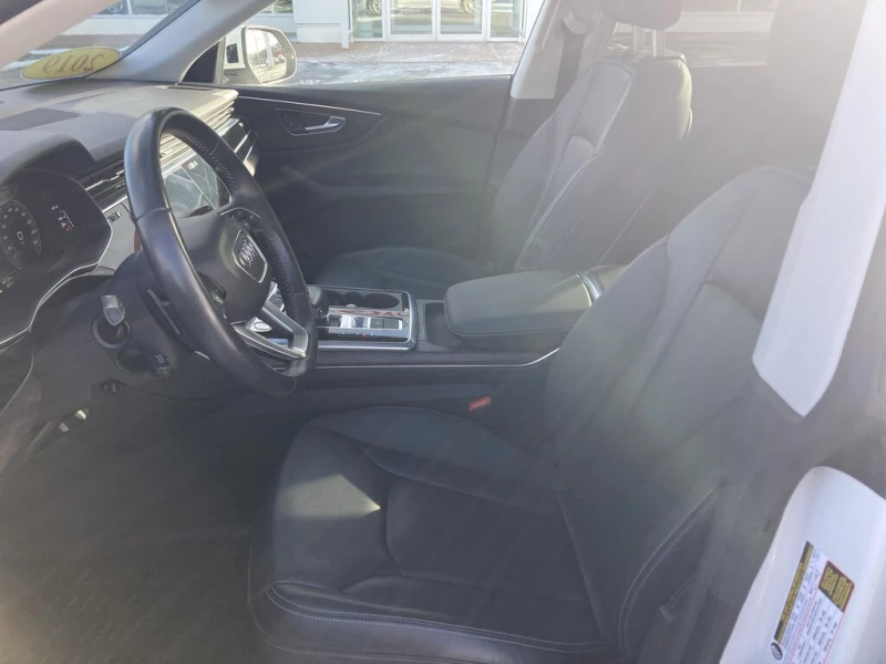 Audi Q8 55 Progressiv quattro* Hybrid* Tiptronic* PANO* 36, снимка 7 - Автомобили и джипове - 53502373