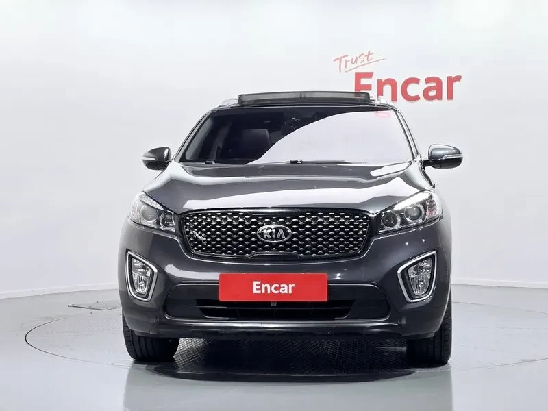 Kia Sorento 2.0 2WD PRESTIGE, снимка 3 - Автомобили и джипове - 56305577