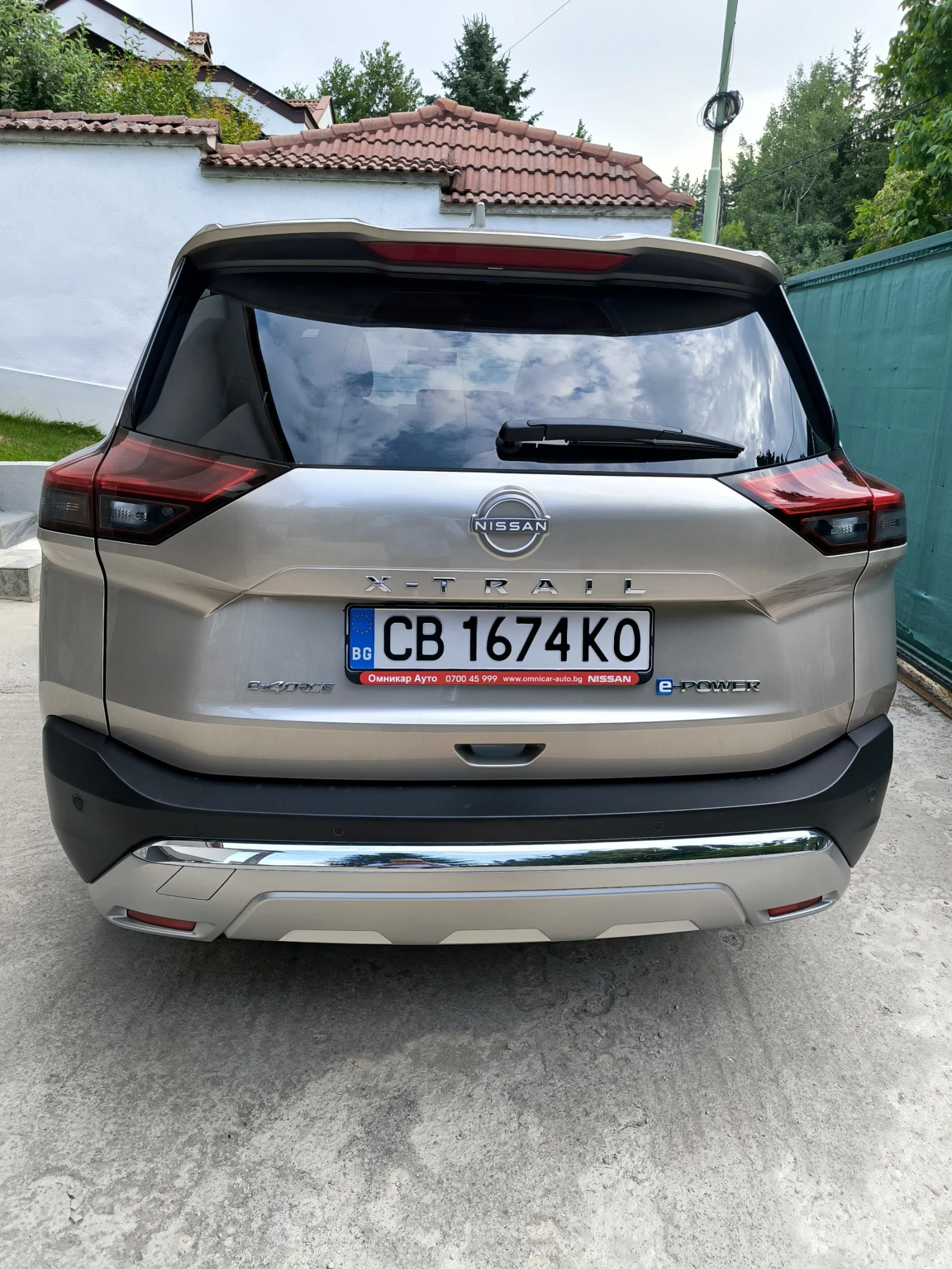 Nissan X-trail E-Power e-4orce Tekna Plus 4x4 с Каско - изображение 2