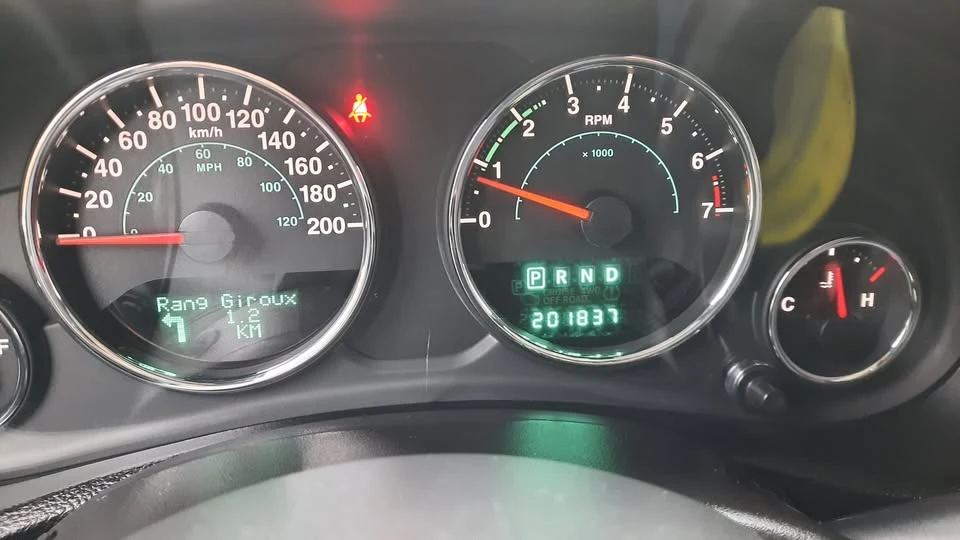 Jeep Wrangler * CARFAX *    | Mobile.bg   7