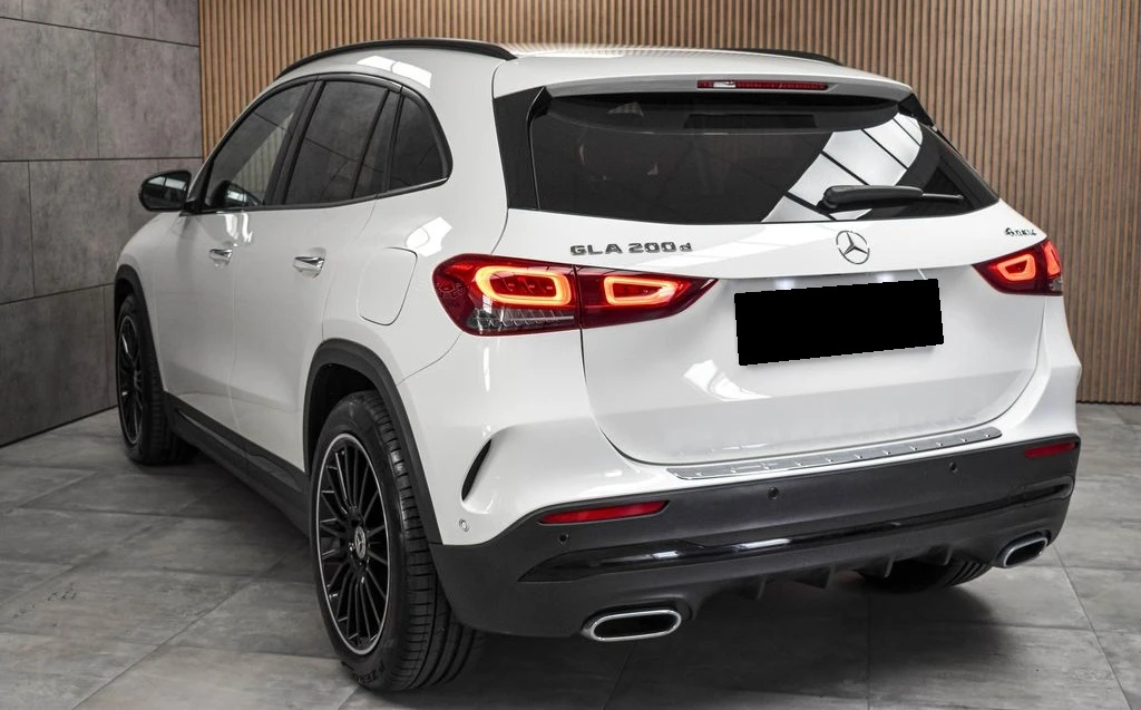 Mercedes-Benz GLA 200 d 4Matic AMG-Line - изображение 2
