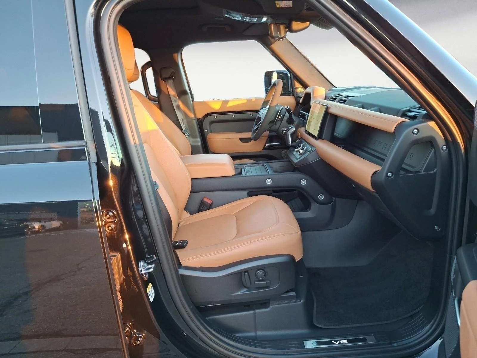 Land Rover Defender 110 P525 V8/BLACK PACK/MERIDIAN/LED/360/HEAD UP/ - изображение 10