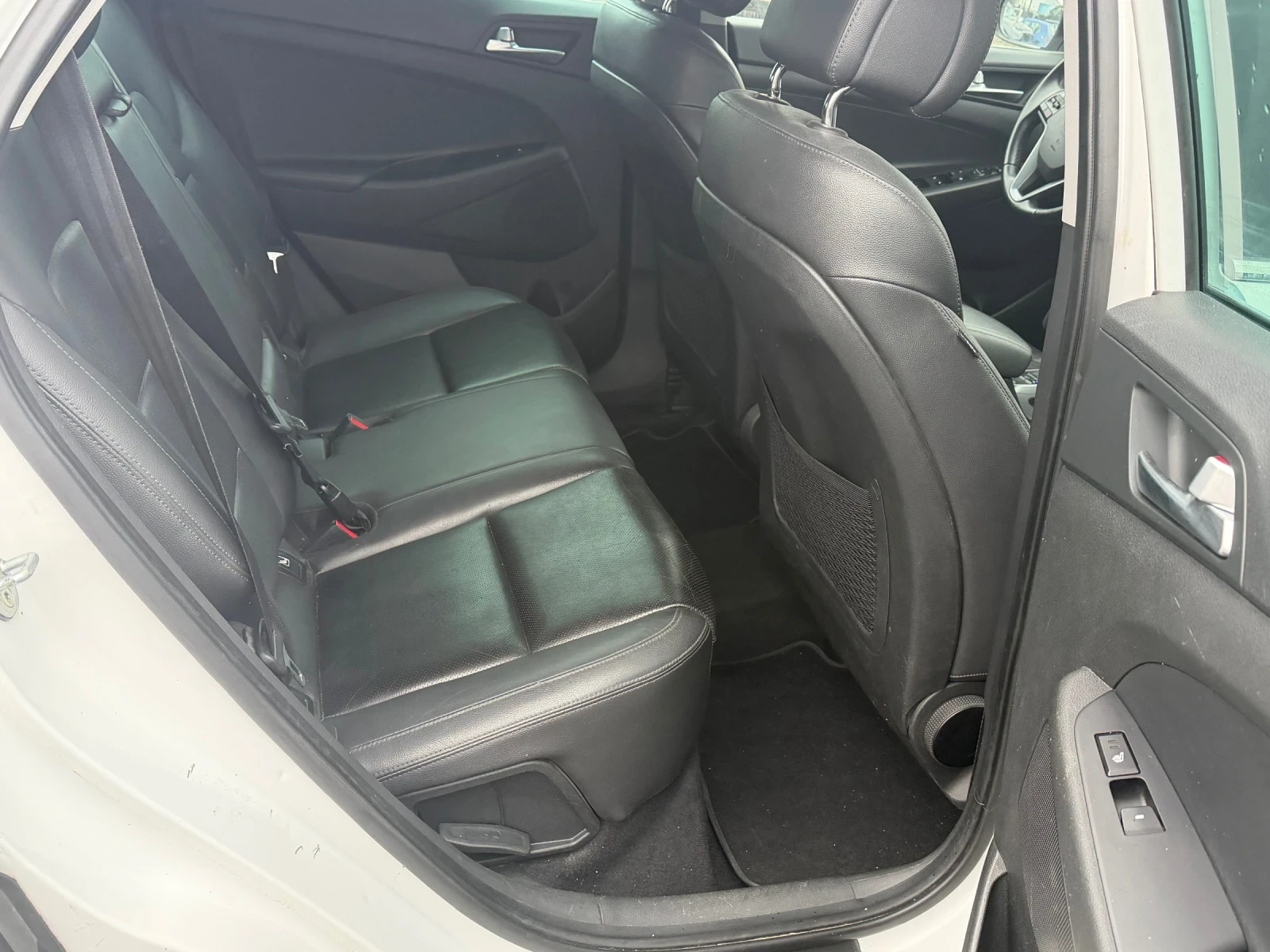 Hyundai Tucson 1, 7 crdi automat , 2 wd , full | Mobile.bg � ����������� 9