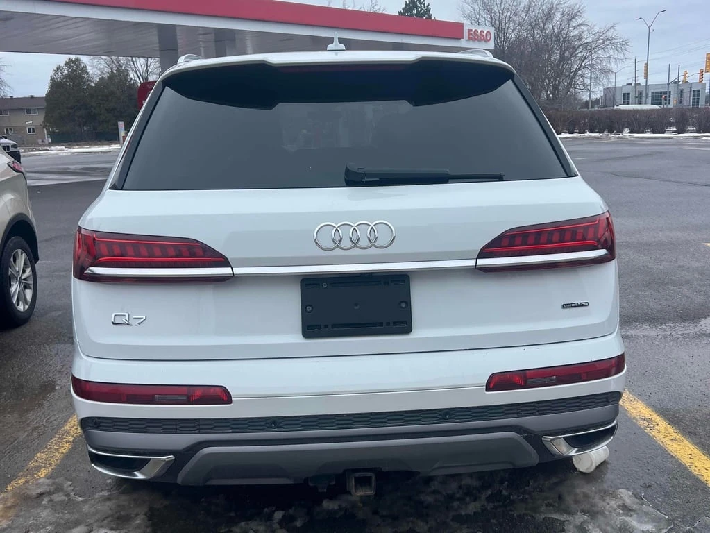 Audi Q7 * Progressiv * CARFAX* 360* ПОДГРЕВ* ОБДУХВАНЕ - изображение 4