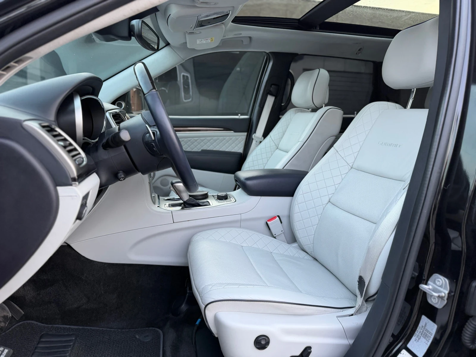 Jeep Grand cherokee 3, 0CRD, снимка 10 - Автомобили и джипове - 53569588