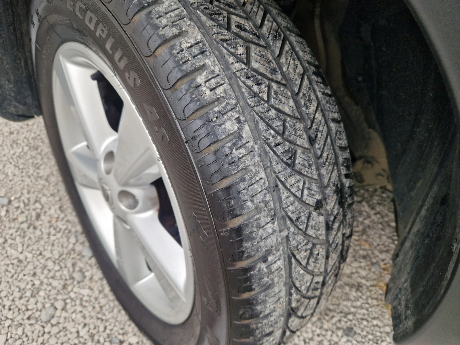Nissan Qashqai 1, 5dci, снимка 9 - Автомобили и джипове - 54577170