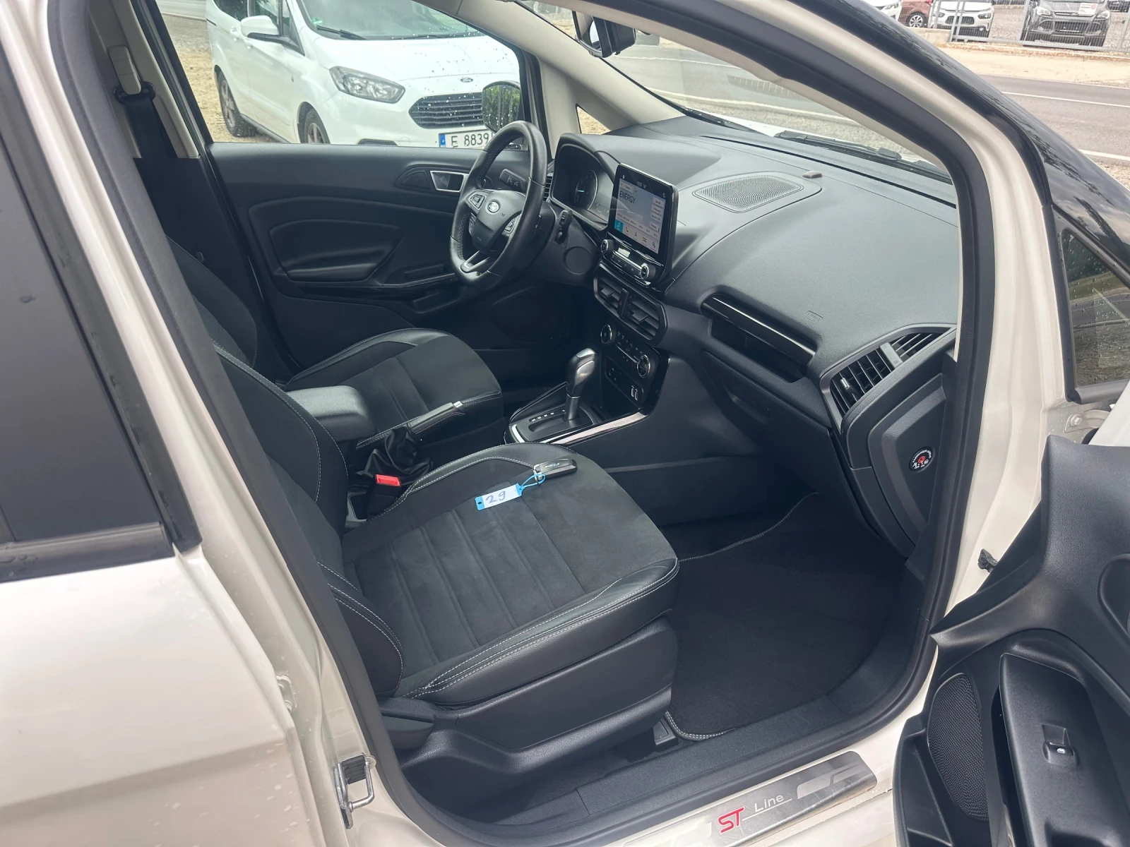 Ford EcoSport ST-LINE AUTOMATIC , снимка 8 - Автомобили и джипове - 54650649