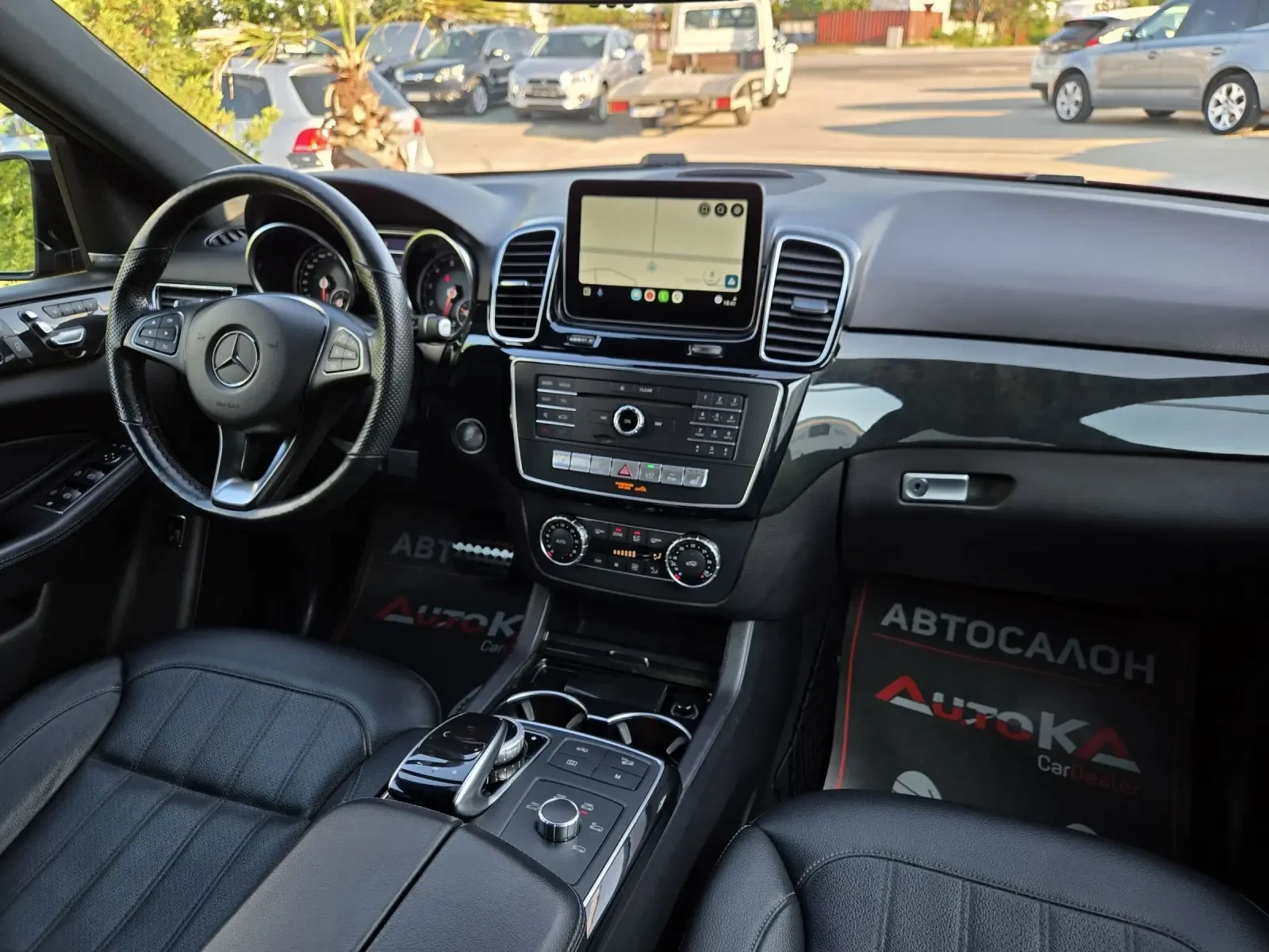 Mercedes-Benz GLE 400 3.0i-333кс/AMG LINE/PANO/KEYLESS/9G/360/CAR PLAY, снимка 11 - Автомобили и джипове - 55436107