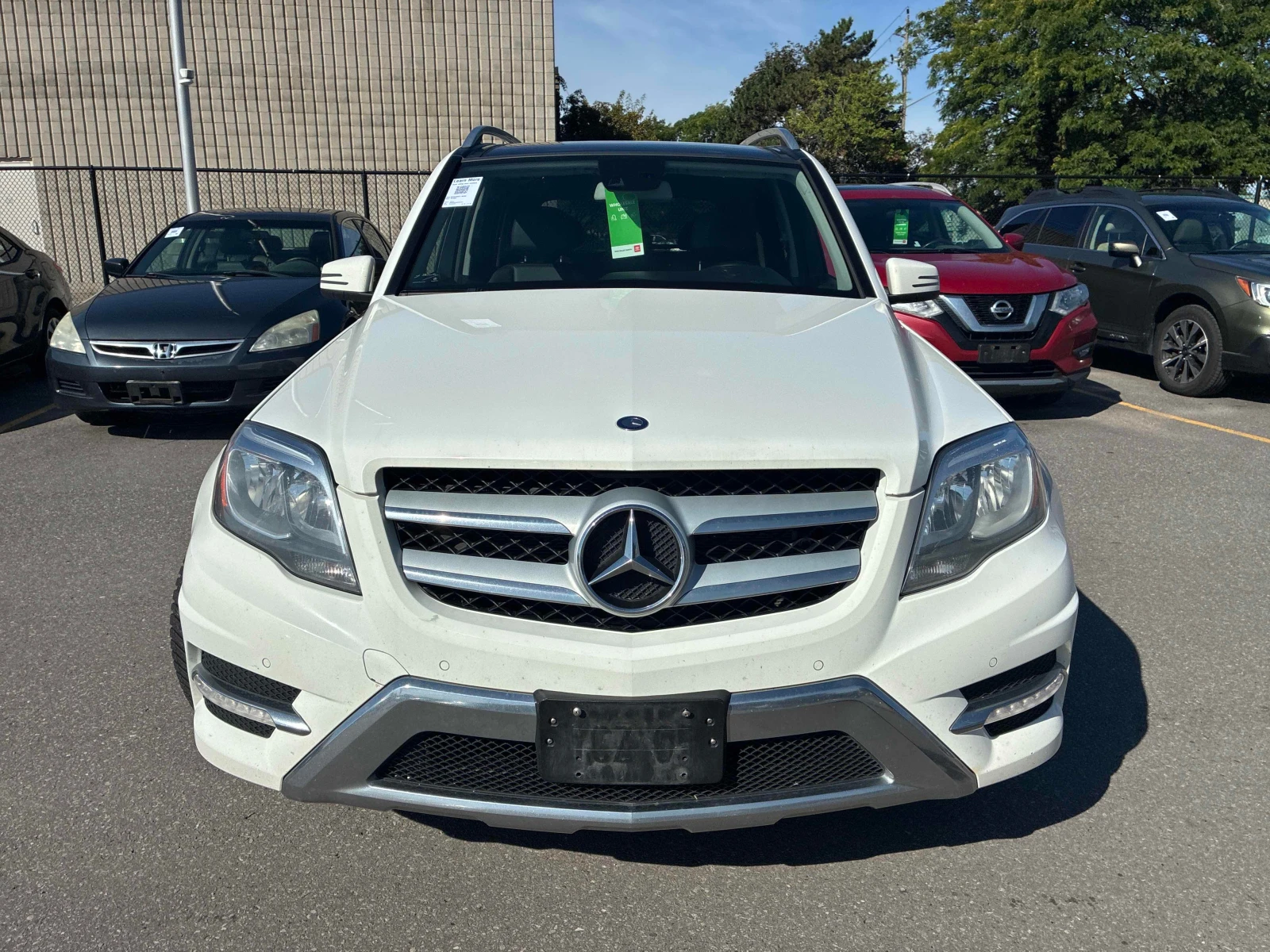 Mercedes-Benz GLK * АВТОКРЕДИТ * ГЛАВНО ПРЕДСТАВИТЕЛСТВО, снимка 2 - Автомобили и джипове - 55999723