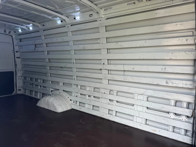 Iveco Daily 3.0HPI* 35C15* MAXI база - 4.60 метра, снимка 12 - Бусове и автобуси - 42834541