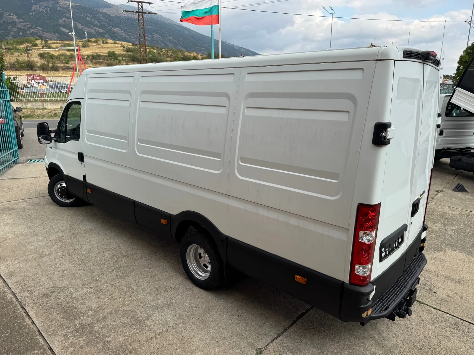 Iveco Daily 3.0HPI* 35C15* MAXI база - 4.60 метра - изображение 7
