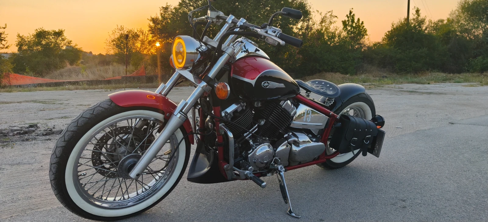 Yamaha Drag Star Bobber 650 Red Chery/ Black 