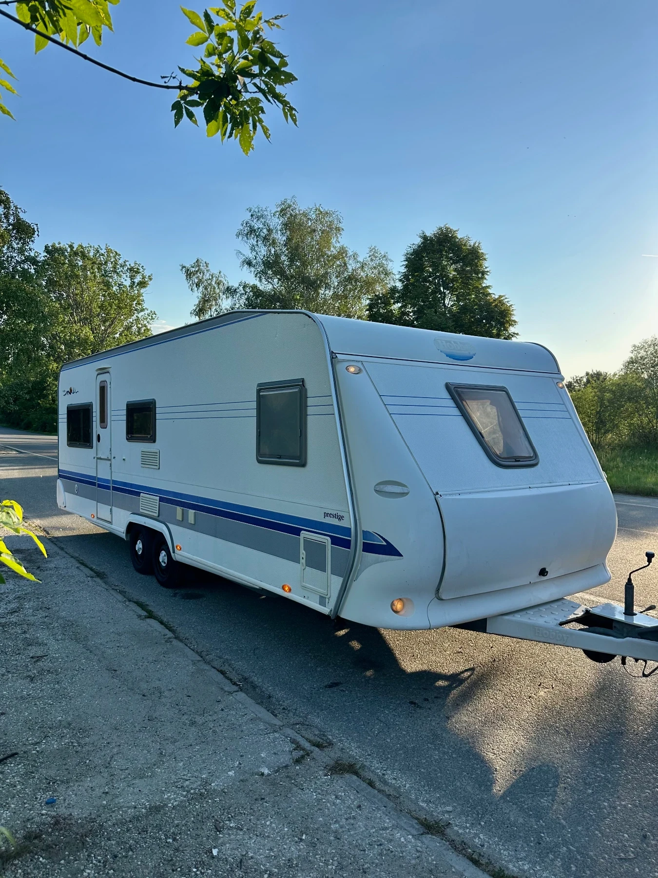 Каравана Hobby Prestige 650 /НОВ ВНОС/ РЕГИСТРИРАНА/ БАНЯ И WC - изображение 2