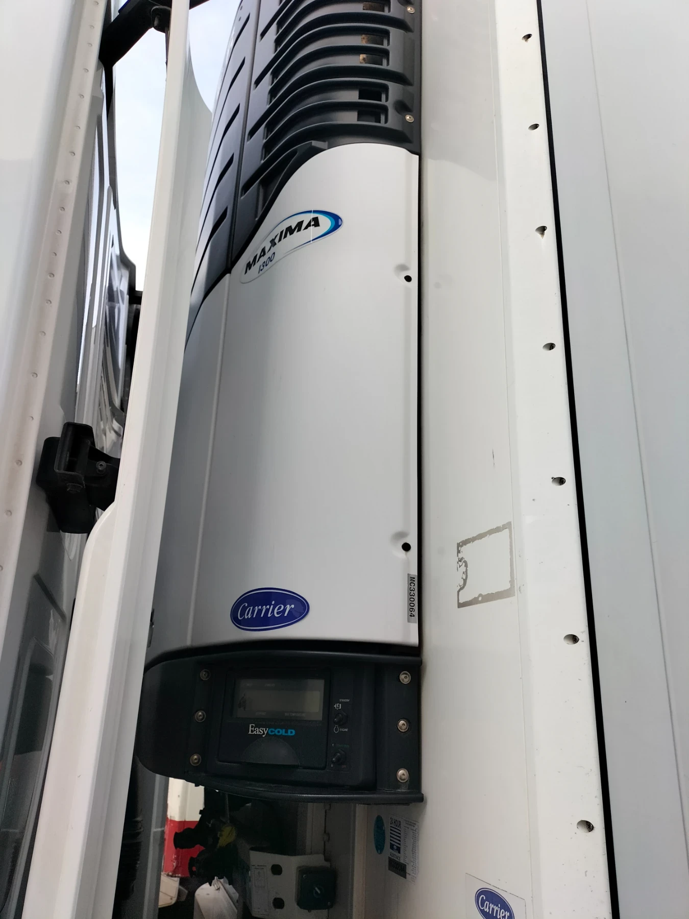 За камион Други, снимка 8 - Ремаркета - 53976174