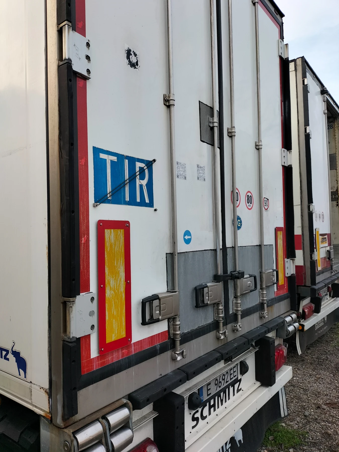 За камион Други, снимка 7 - Ремаркета - 53976174