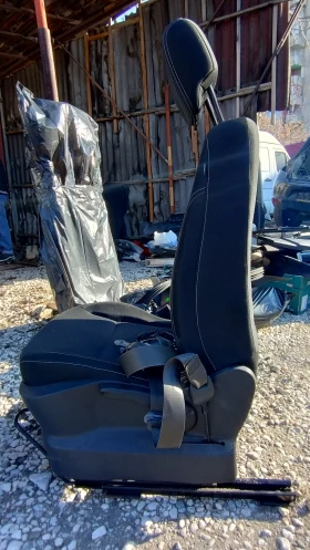 На части Клио 1,5 dci, 75Hp, 2012 г, двигател 164000 км., снимка 13