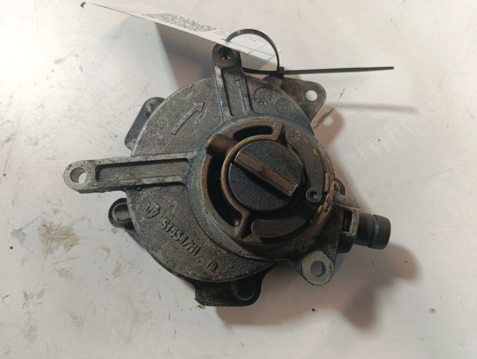 вакуум помпа 2.0TFSI Audi A3