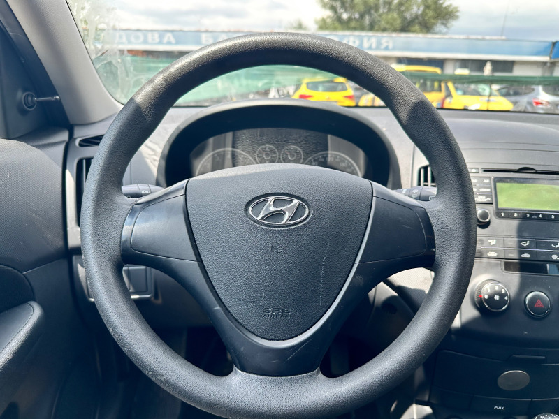 Hyundai I30 1.4 бензин , снимка 11 - Автомобили и джипове - 46459233