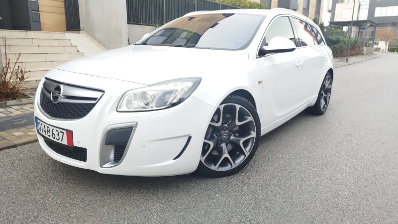 Opel Insignia OPC 4x4 FULL TOP, снимка 1 - Автомобили и джипове - 48281560