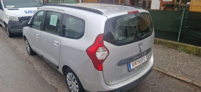 Dacia Lodgy 1.5td  110ps, снимка 4 - Автомобили и джипове - 49307195