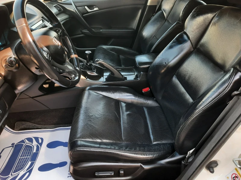 Honda Accord  ПЪЛЕН УНИКАТ!! ФУЛ ЕКСТРИ!, снимка 6 - Автомобили и джипове - 51434159