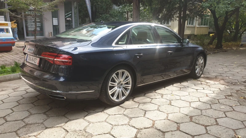 Audi A8, снимка 7 - Автомобили и джипове - 52486239