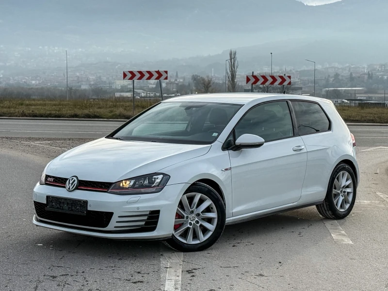 VW Golf VII GTI PERFORMANCE , снимка 3 - Автомобили и джипове - 52553990
