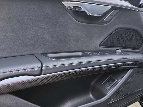 Audi S8 Quattro = Black Optic Plus = Гаранция - изображение 7