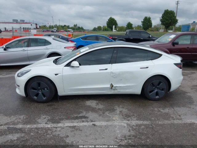 Tesla Model 3 LONG RANGE DUAL MOTOR ALL-WHEEL DRIVE, снимка 13 - Автомобили и джипове - 52813548