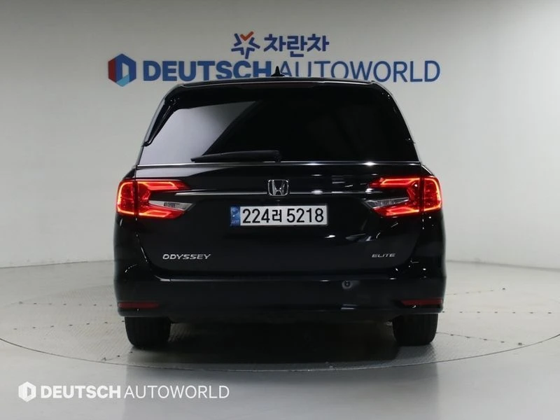 Honda Odyssey 3.5 Automatic, снимка 4 - Автомобили и джипове - 55905998