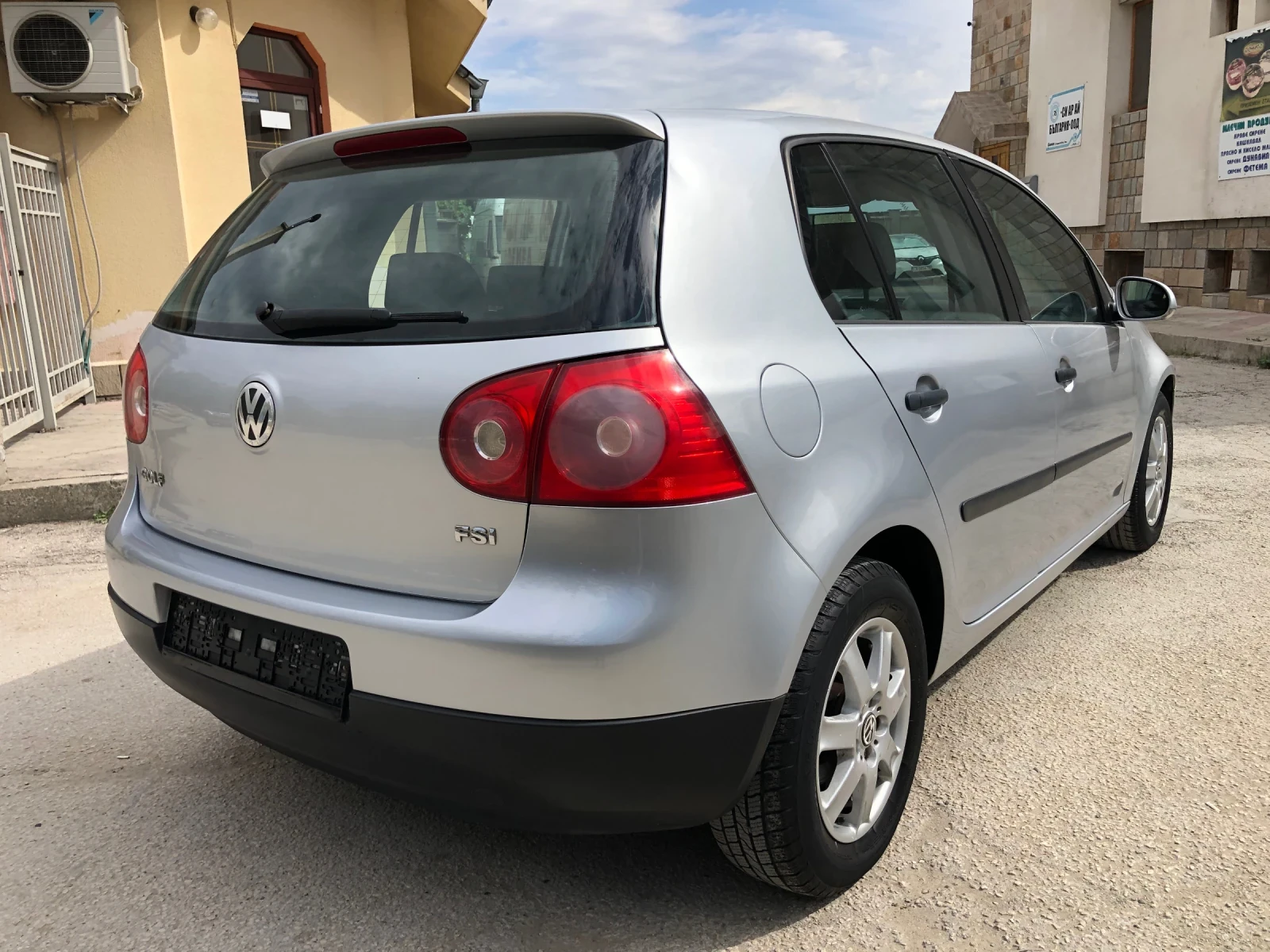 VW Golf 1.4i 90к.с. - изображение 5