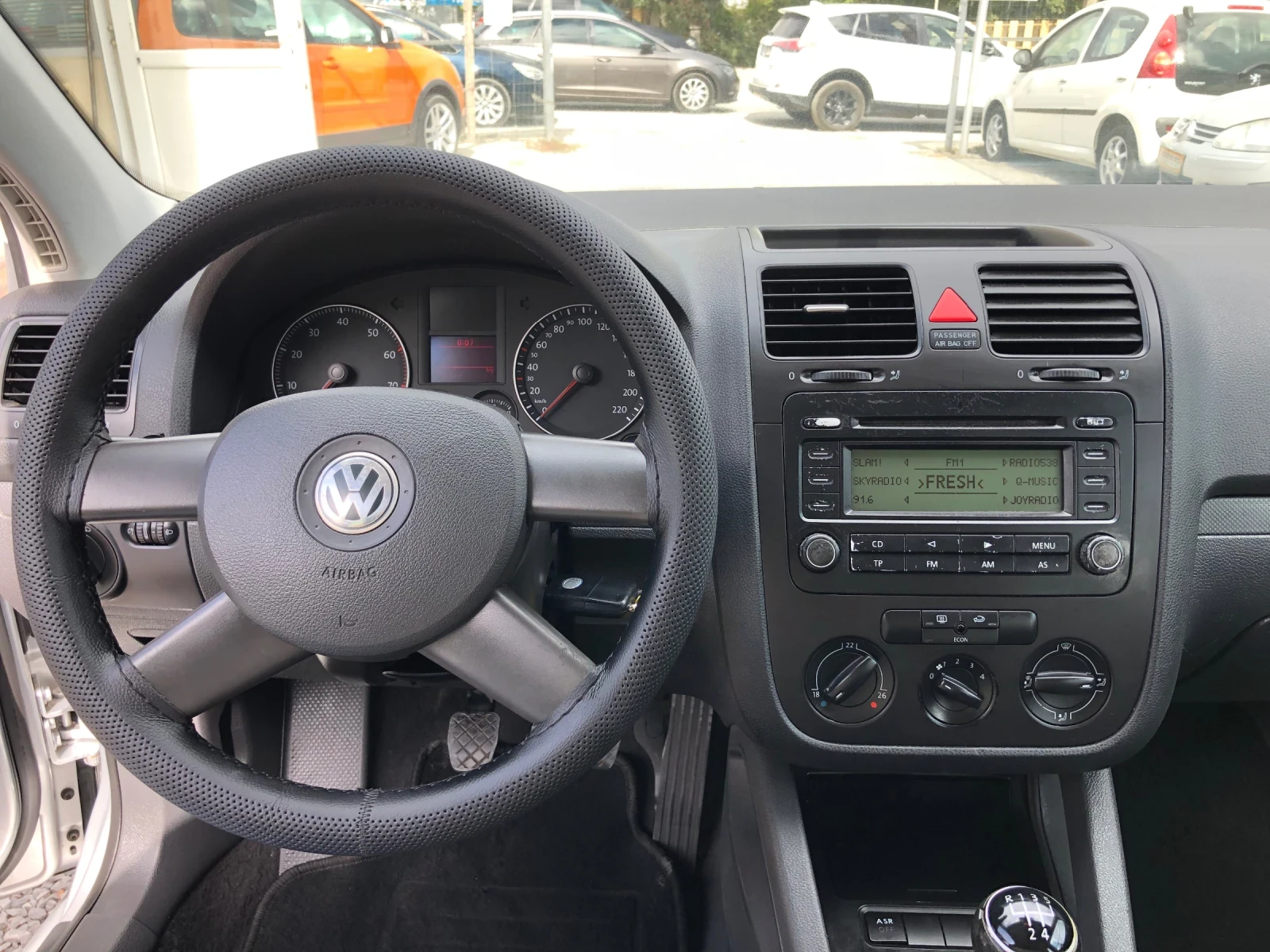 VW Golf 1.4i 90к.с. - изображение 10