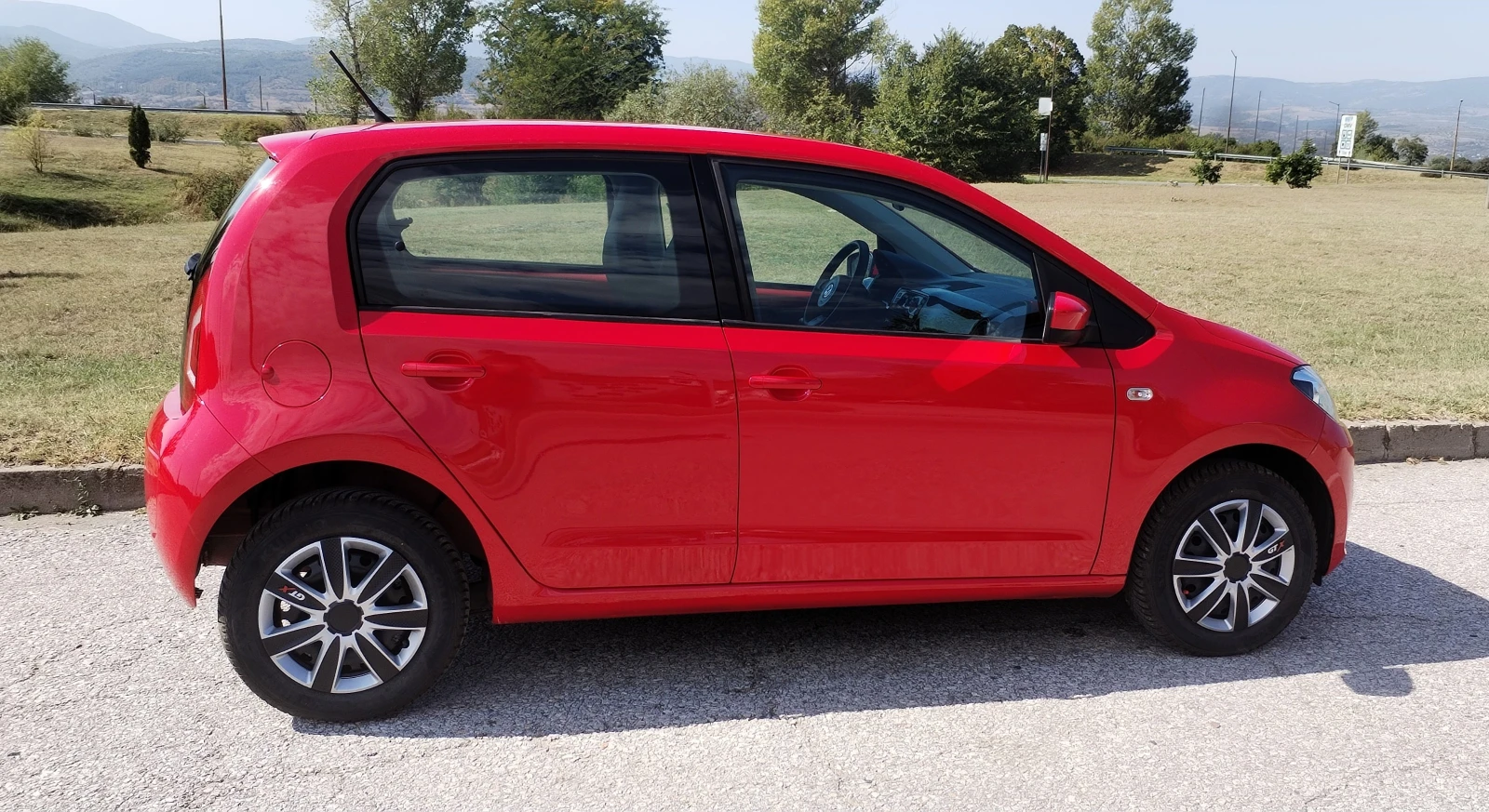 VW Up 1.0i EURO 6 - изображение 7