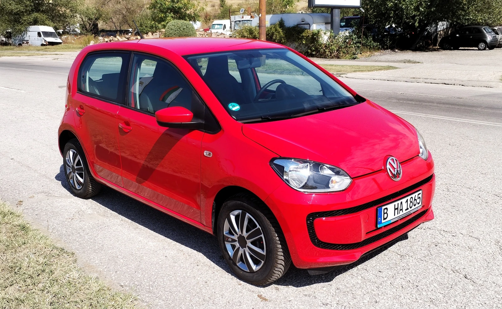 VW Up 1.0i EURO 6 - изображение 4