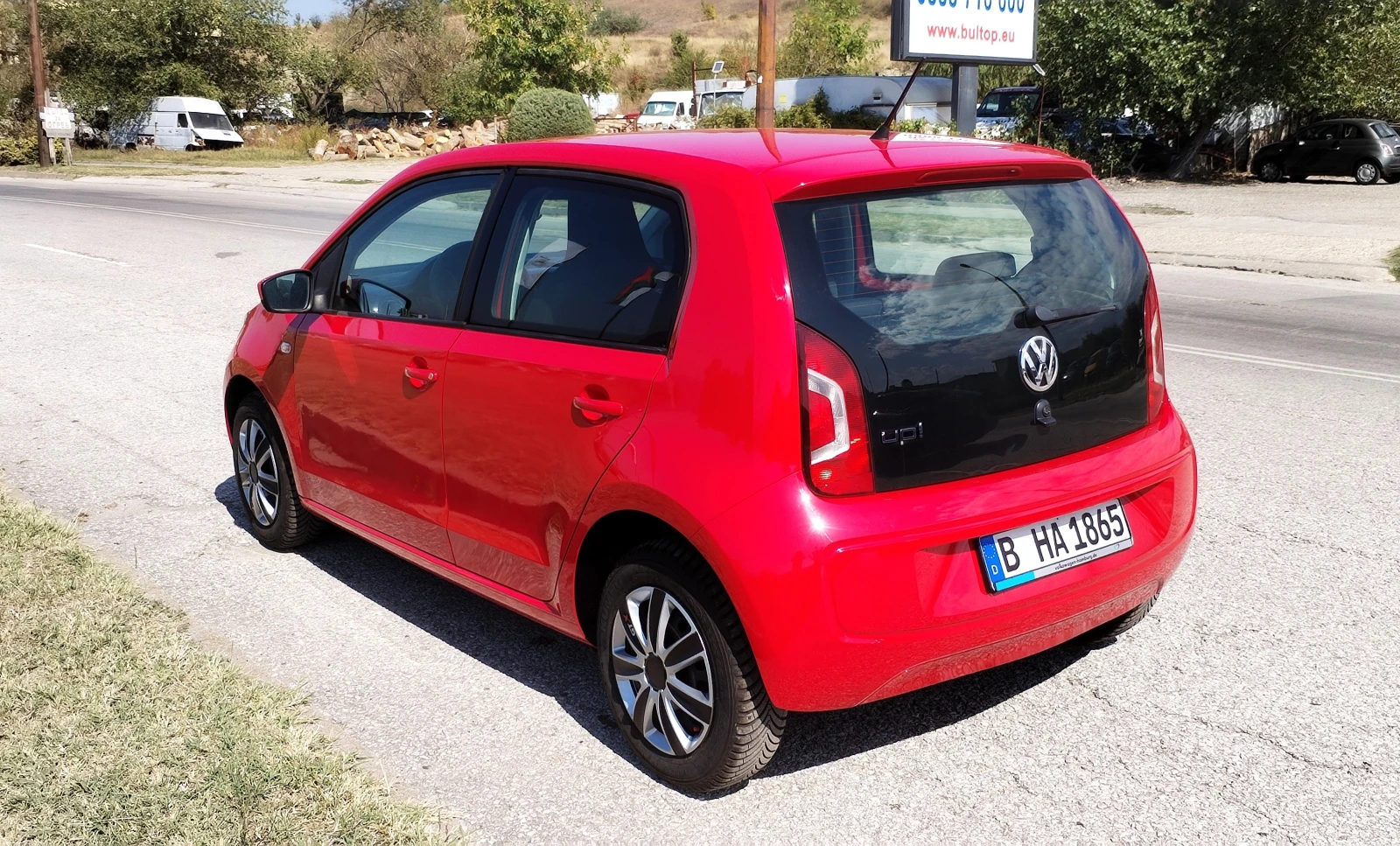 VW Up 1.0i EURO 6 - изображение 6