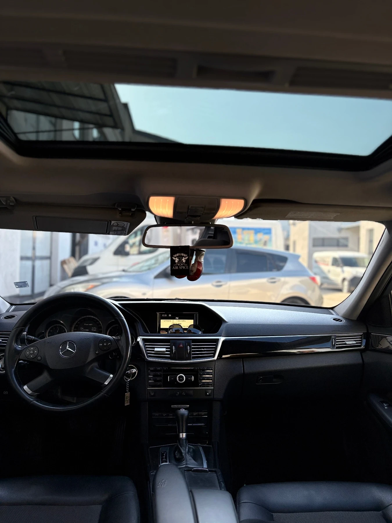 Mercedes-Benz E 220 Mercedes-Benz E 220 - изображение 7